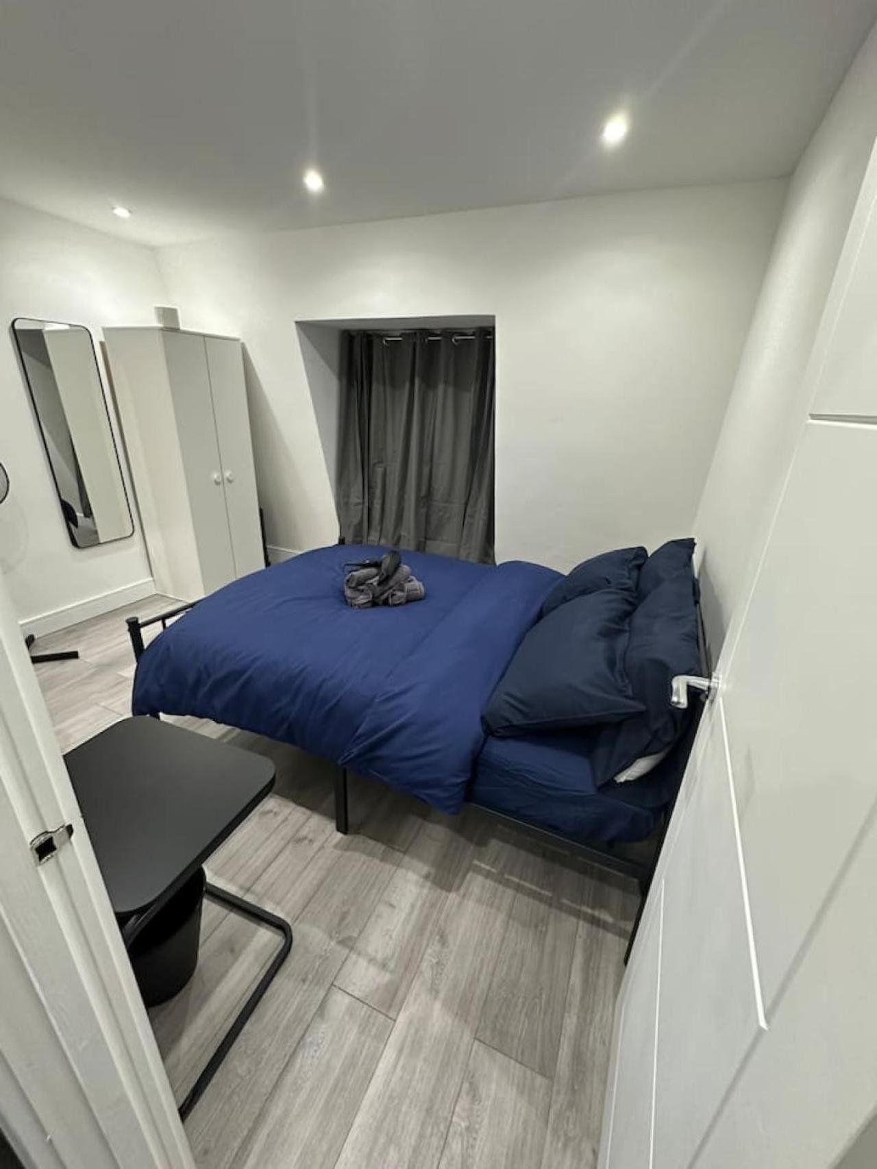 Apartamento Small Flat Zone 1 Londres